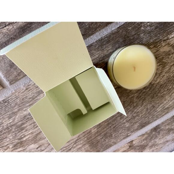 Prada Candle Infusion D’Iris Bougie Parfumee Iris Scent 1.6 oz / 45 grams NIB - Picture 9 of 10